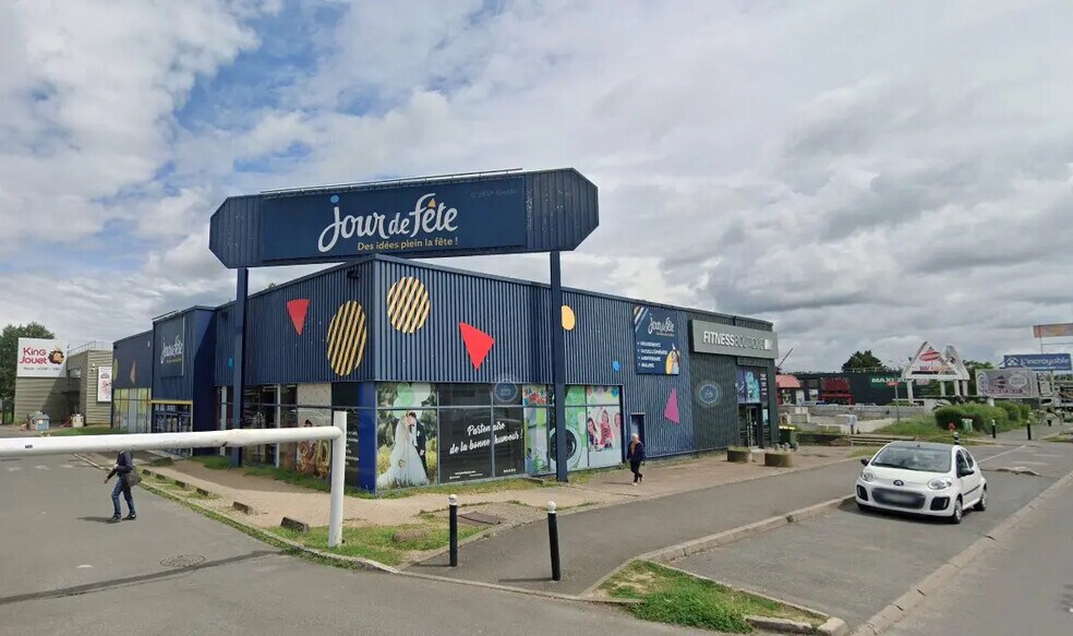 7 Bis Avenue Du Hurepoix, Sainte-Geneviève-des-Bois à louer - Photo du bâtiment - Image 2 de 2