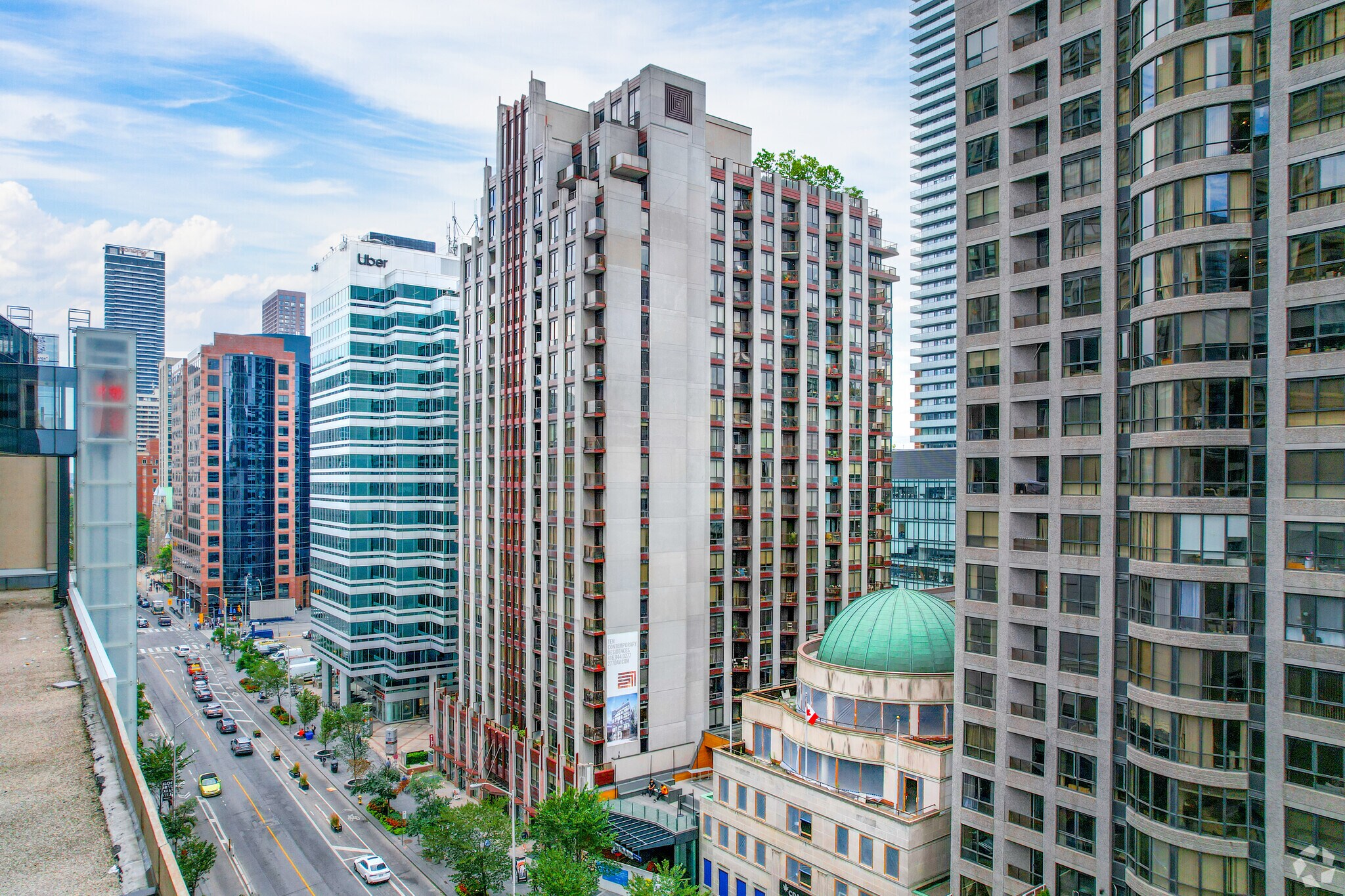 85 Bloor St E, Toronto, ON à vendre Photo du bâtiment- Image 1 de 1