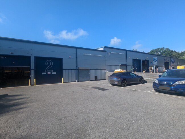 Plus de détails pour Larchwood Av, Havant - Industriel à louer