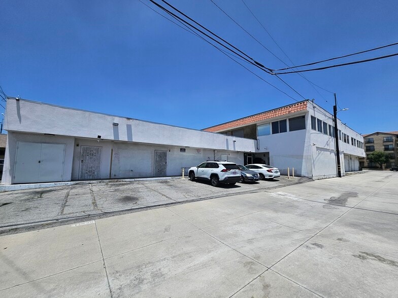 13818 San Antonio Dr, Norwalk, CA for sale - Building Photo - Image 3 of 11