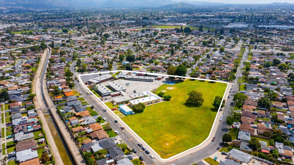 5034 N Clydebank Ave, Covina, CA à vendre - Aérien - Image 3 de 10