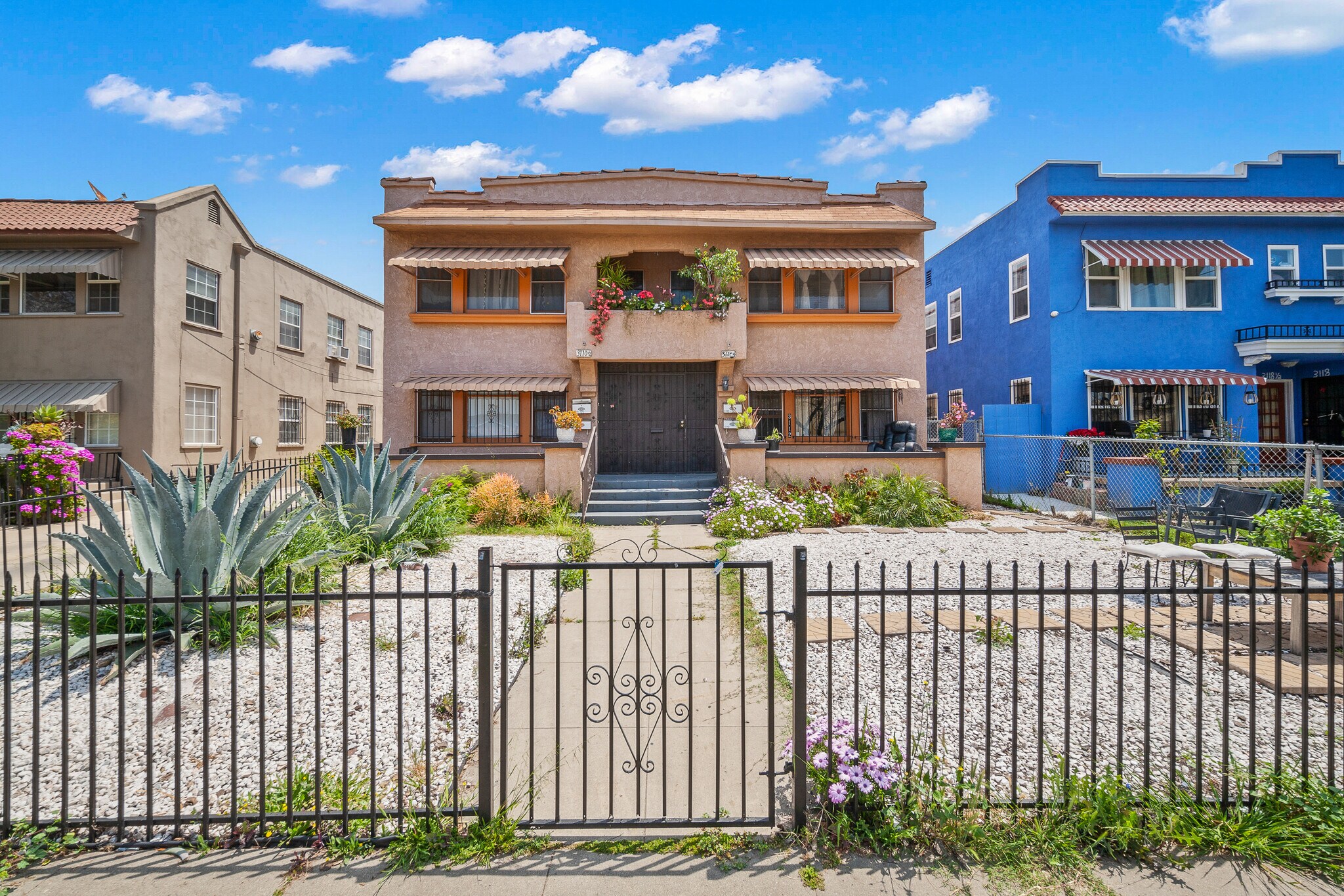 3110 Raymond Ave, Los Angeles, CA à vendre Photo du bâtiment- Image 1 de 16