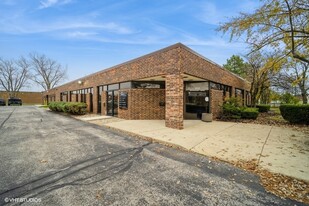 300 Marquardt Dr, Wheeling IL - Services immobiliers commerciaux