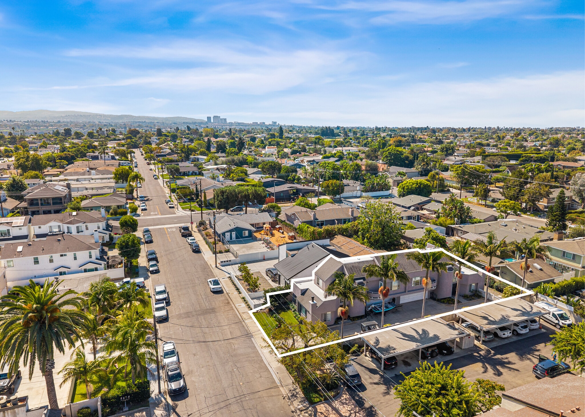 181 Cecil Pl, Costa Mesa, CA for sale Primary Photo- Image 1 of 10