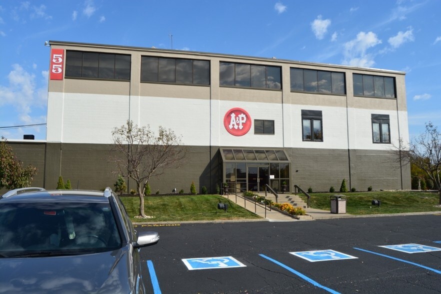 55 S State Ave, Indianapolis, IN à louer - Photo du bâtiment - Image 1 de 13