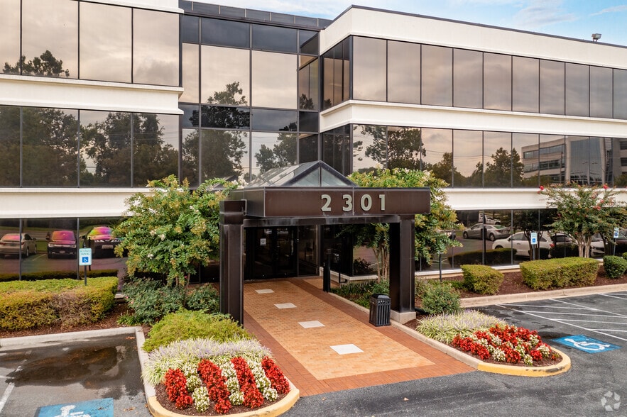 2301 Research Blvd, Rockville, MD for lease - Building Photo - Image 3 of 12