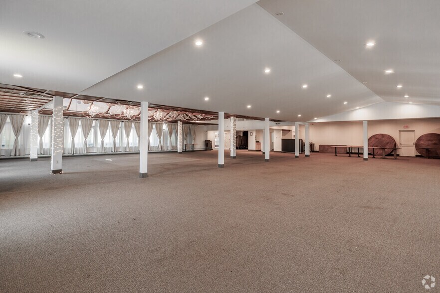 6108 Loomis Rd, Farmington, NY à louer - Photo intérieure - Image 3 de 11