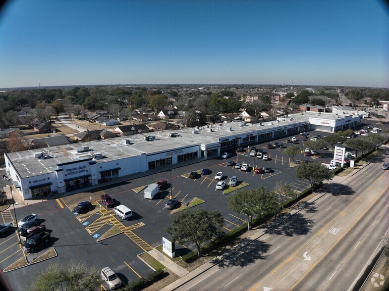3216-3254 E Broadway St, Pearland, TX for lease - Matterport Community - Image 2 of 20
