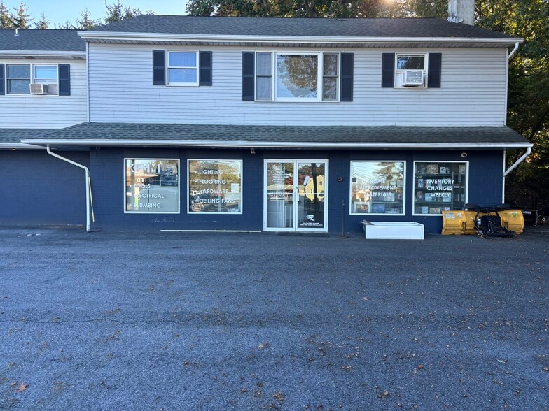 4095 Chestnut St, Emmaus, PA for lease - Building Photo - Image 3 of 4