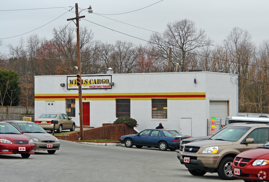 2245 Crain Hwy, Waldorf, MD for sale - Building Photo - Image 3 of 5