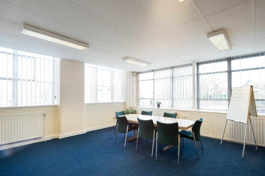 Albion Rd, Bradford à louer - Photo intérieure - Image 2 de 65