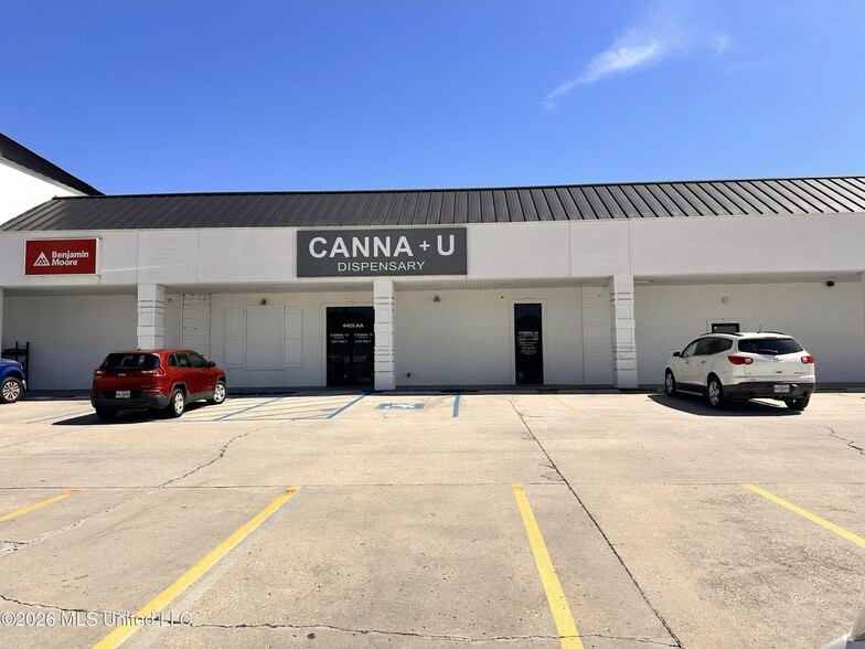 4405 E Aloha Dr, Diamondhead, MS for lease - Primary Photo - Image 1 of 73