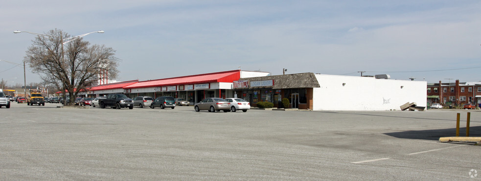 3401-3455 Dundalk Ave, Dundalk, MD for lease - Primary Photo - Image 1 of 4