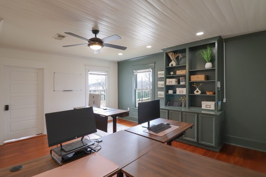 1102 S Rock St, Georgetown, TX à vendre - Photo du bâtiment - Image 2 de 13