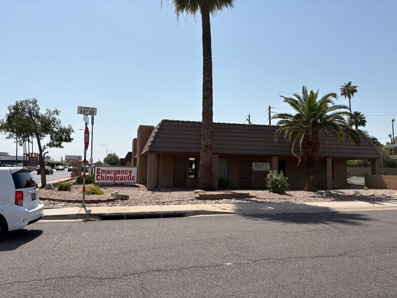 3334 E Indian School Rd, Phoenix, AZ à vendre - Photo du bâtiment - Image 2 de 9
