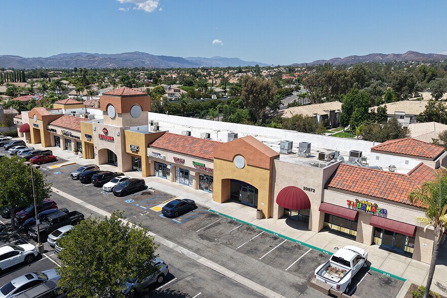 39840-39872 Los Alamos Rd, Murrieta, CA à louer - Photo du bâtiment - Image 2 de 6