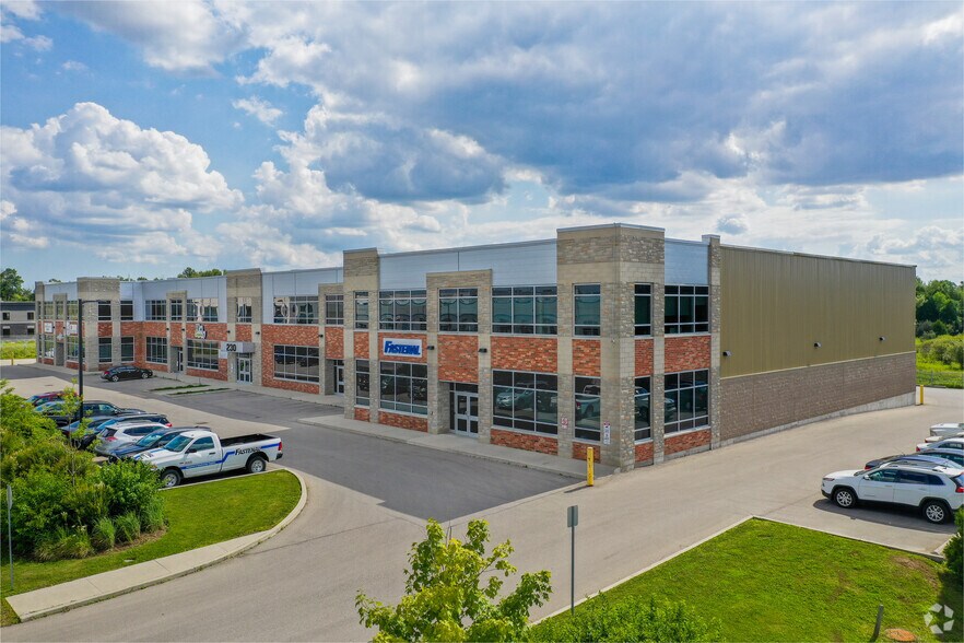 230 Hanlon Creek Blvd, Guelph, ON à vendre - Photo principale - Image 1 de 1