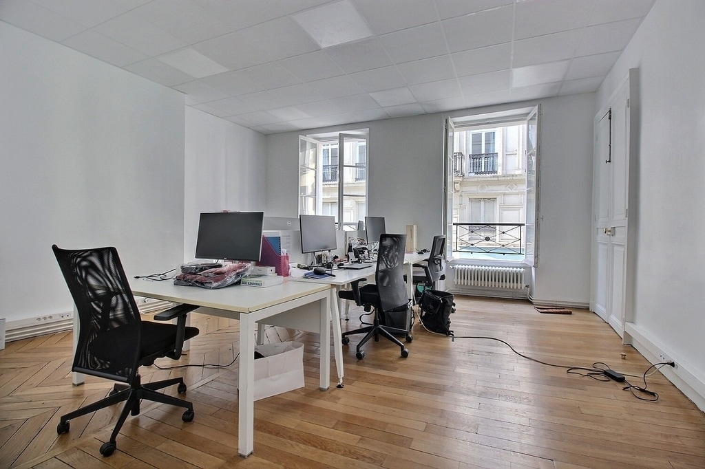 36 Rue D'Enghien, Paris for lease Interior Photo- Image 1 of 7
