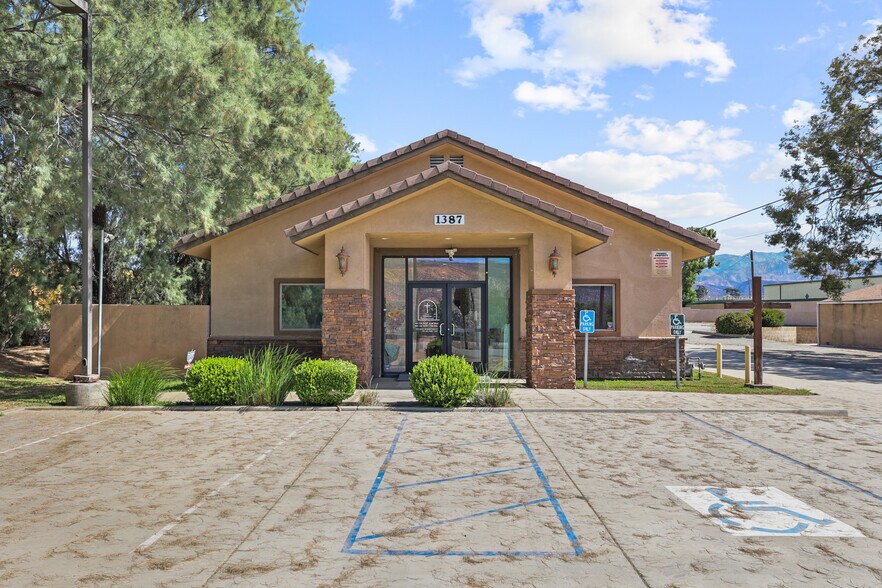 1415 E Ramsey St, Banning, CA à louer - Photo du bâtiment - Image 2 de 106