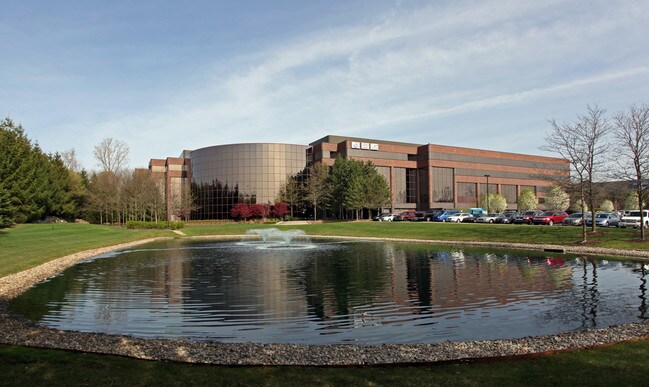 Plus de détails pour 3800 Hamlin Rd, Auburn Hills, MI - Bureau à vendre