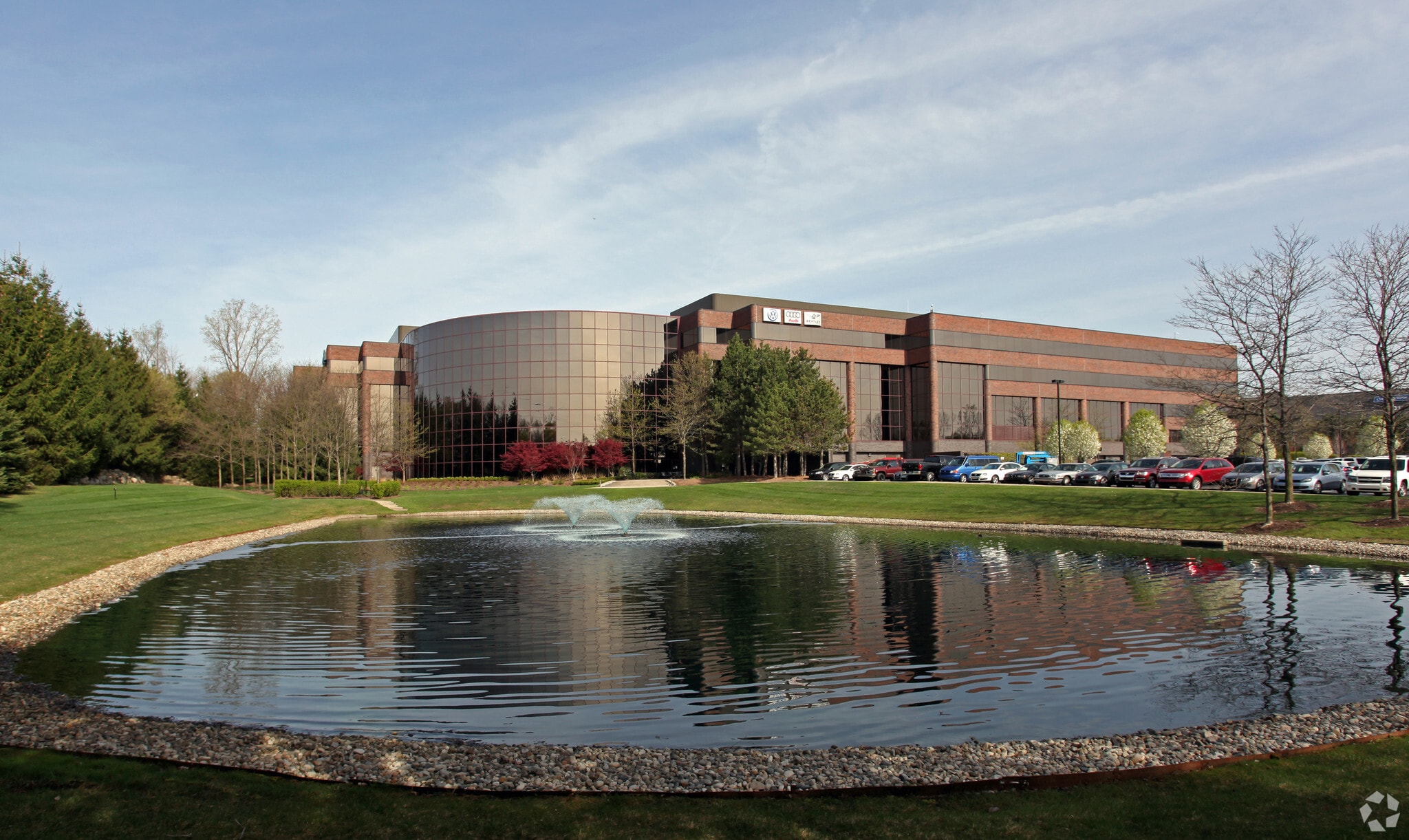 3800 Hamlin Rd, Auburn Hills, MI for lease Primary Photo- Image 1 of 7