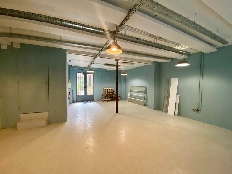 123 Rue Du Faubourg Saint-Antoine, Paris à louer - Photo du bâtiment - Image 2 de 5