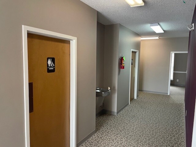 2503 Wilma Rudolph Blvd, Clarksville, TN à louer - Photo du bâtiment - Image 3 de 26