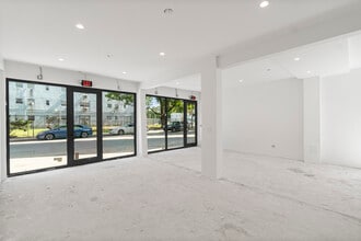 216 NW 11th St, Miami, FL for lease Interior Photo- Image 1 of 5