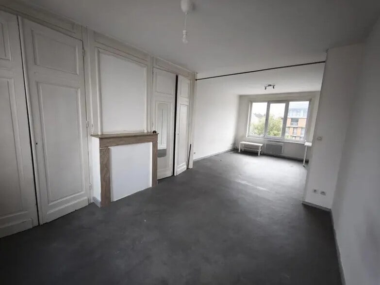 Commerce de détail dans Lille à vendre - Photo intérieure - Image 1 de 3
