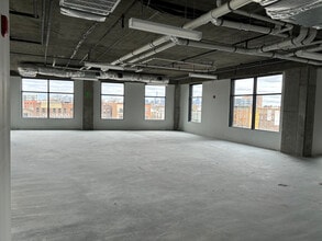 32 Oakland Ave, Jersey City, NJ for lease Interior Photo- Image 2 of 3