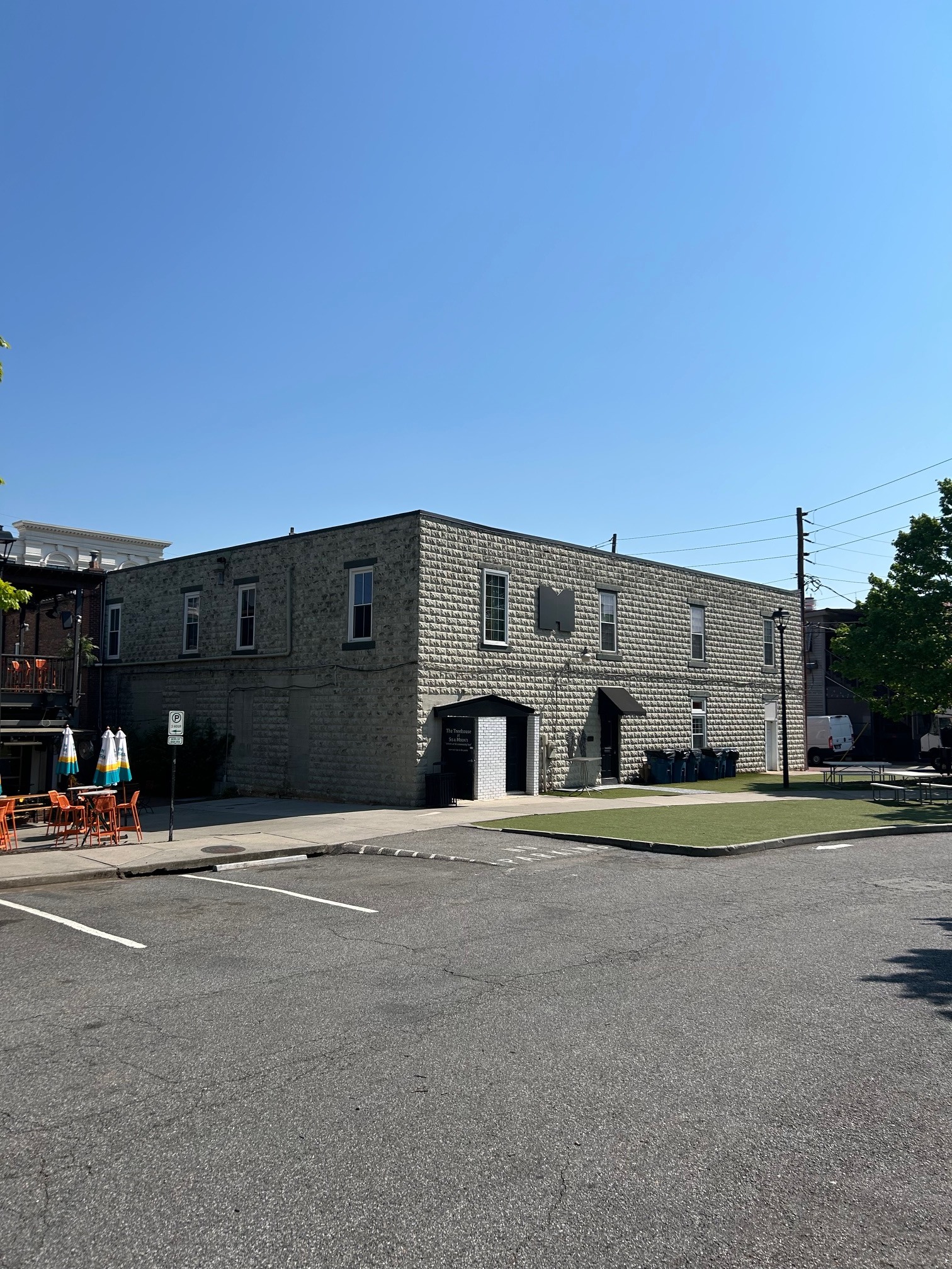 24-26 Milton Ave, Alpharetta, GA for lease Interior Photo- Image 1 of 7