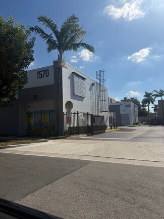 Plus de détails pour 1570 W 38th Pl, Hialeah, FL - Industriel à louer