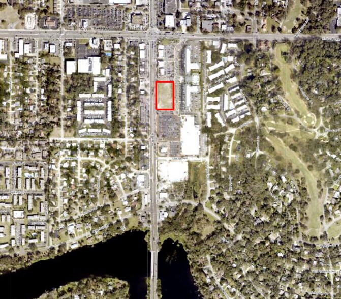 8901 N 56th St, Temple Terrace, FL à vendre - Photo du bâtiment - Image 3 de 19