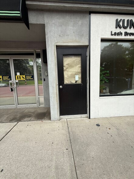 520 North Ave, New Rochelle, NY à louer - Photo du bâtiment - Image 3 de 12