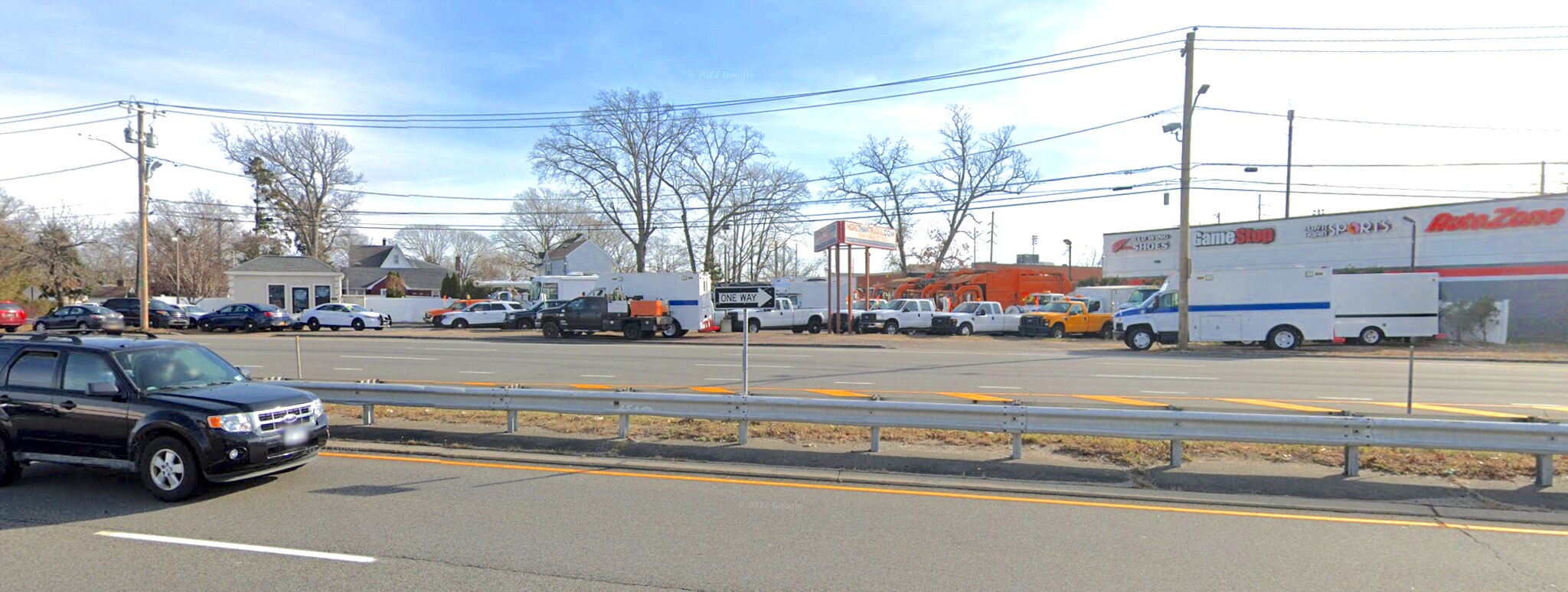 50 Sunrise Hwy, Massapequa, NY à vendre Photo principale- Image 1 de 9