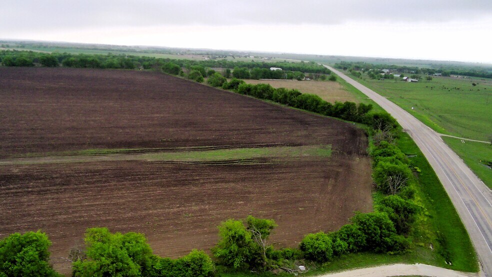 255 TX-7, Eddy, TX à vendre - Photo du bâtiment - Image 3 de 16