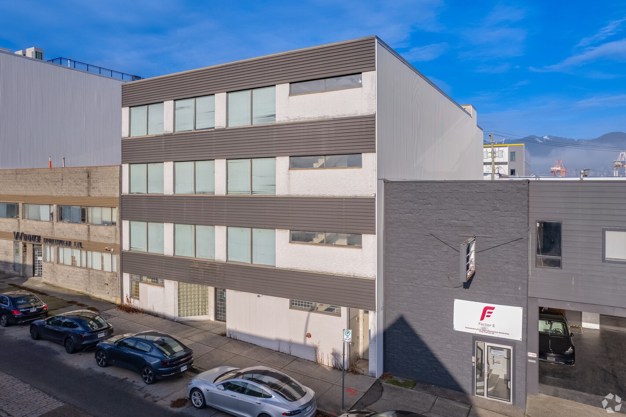 1231 Frances St, Vancouver, BC for lease Primary Photo- Image 1 of 6