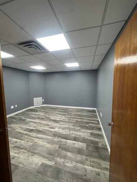 82 Abbott Rd, Buffalo, NY à vendre - Photo du bâtiment - Image 3 de 8