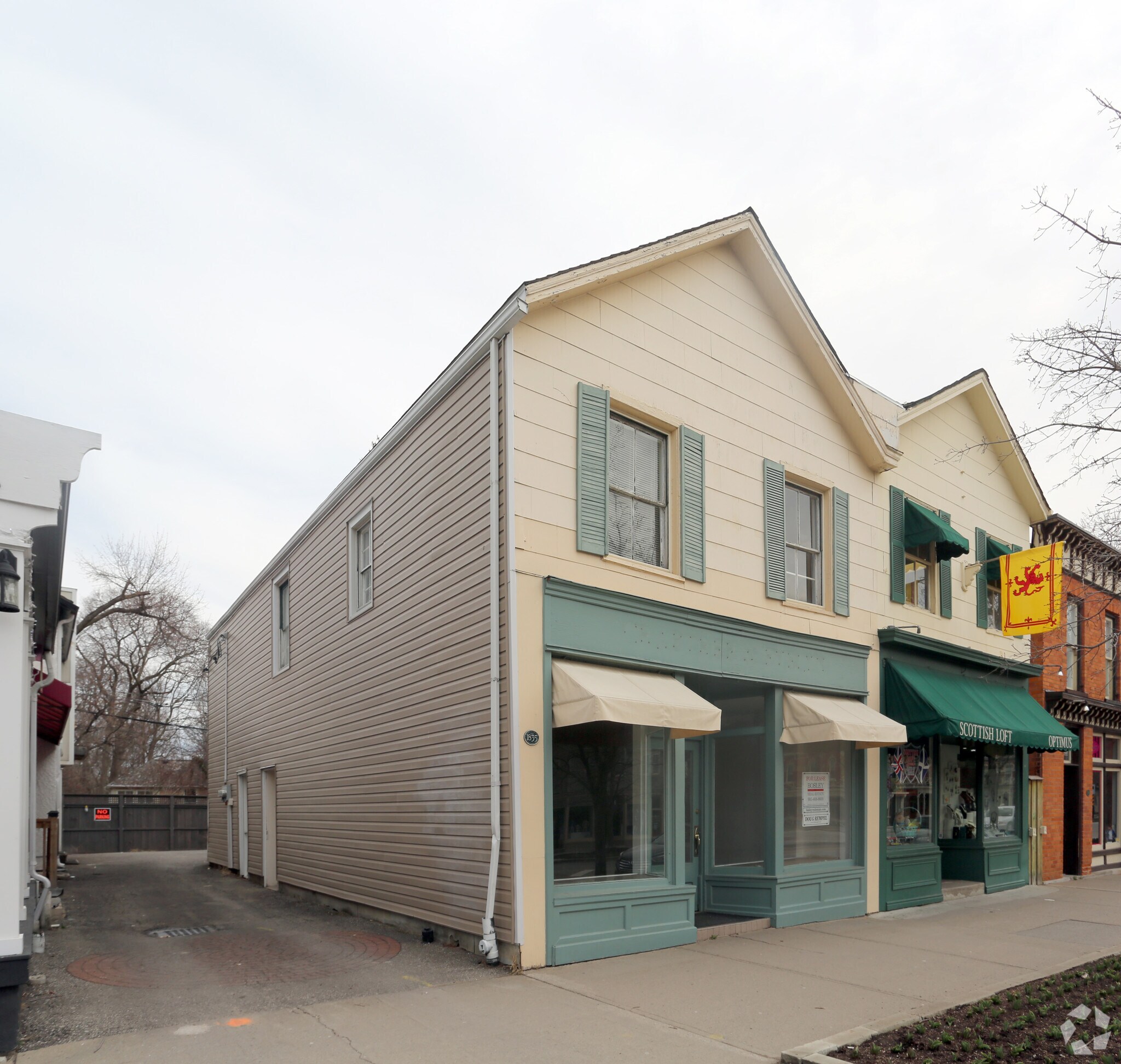 15 Queen St, Niagara-On-The-Lake, ON for sale Primary Photo- Image 1 of 1