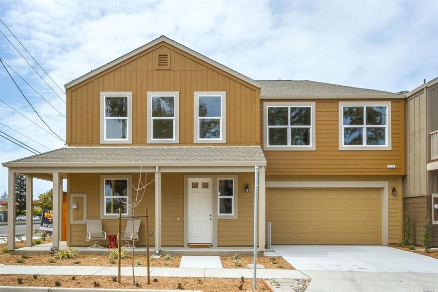 2009-2046 Ravello Way, Santa Rosa, CA for sale - Building Photo - Image 2 of 6