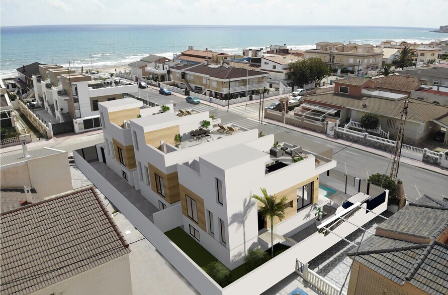 Land in Torrevieja, Alicante for sale - Building Photo - Image 2 of 15