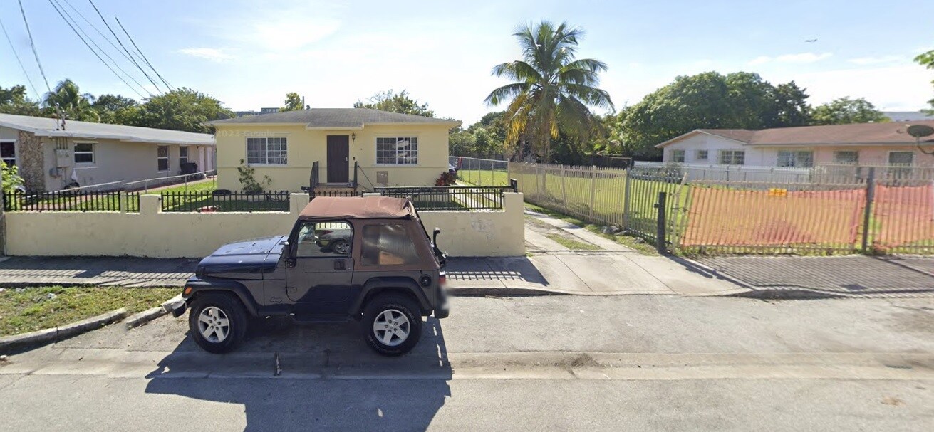 370 NW 33rd St, Miami, FL à vendre Photo principale- Image 1 de 4