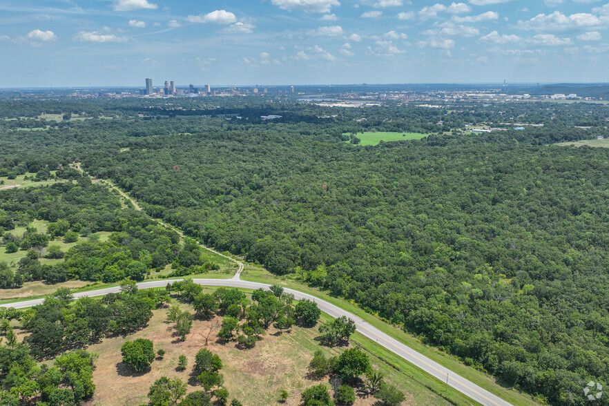 West Tulsa Land, Tulsa, OK à vendre - Photo principale - Image 3 de 14