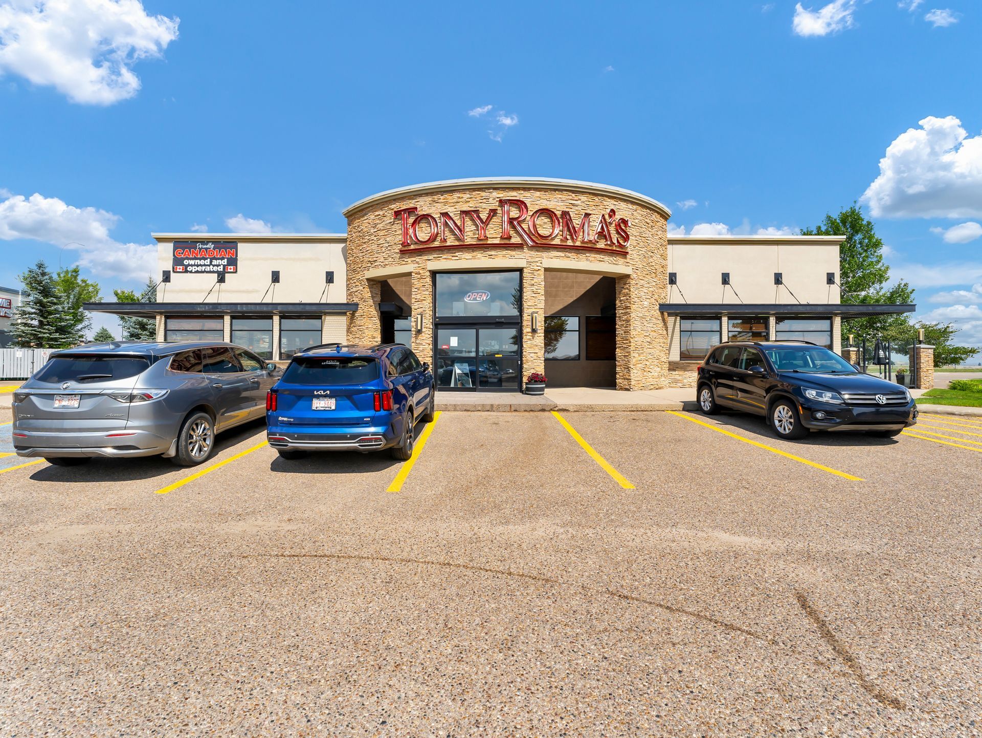 2031 Strachan Rd SE, Medicine Hat, AB for lease Primary Photo- Image 1 of 5