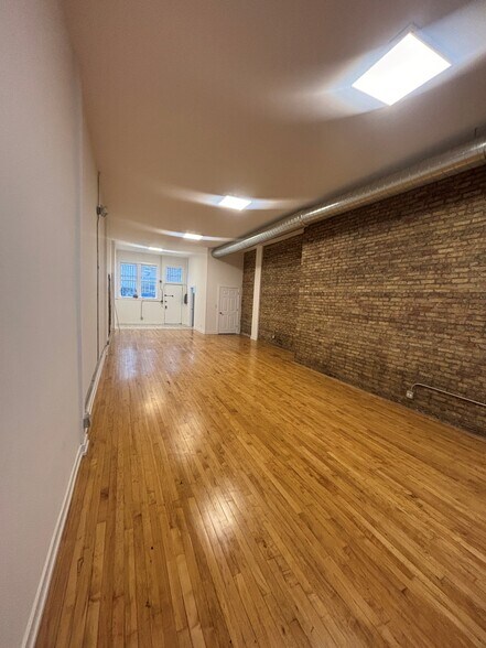 2134 S 61st Ave, Cicero, IL à louer - Photo intérieure - Image 3 de 8