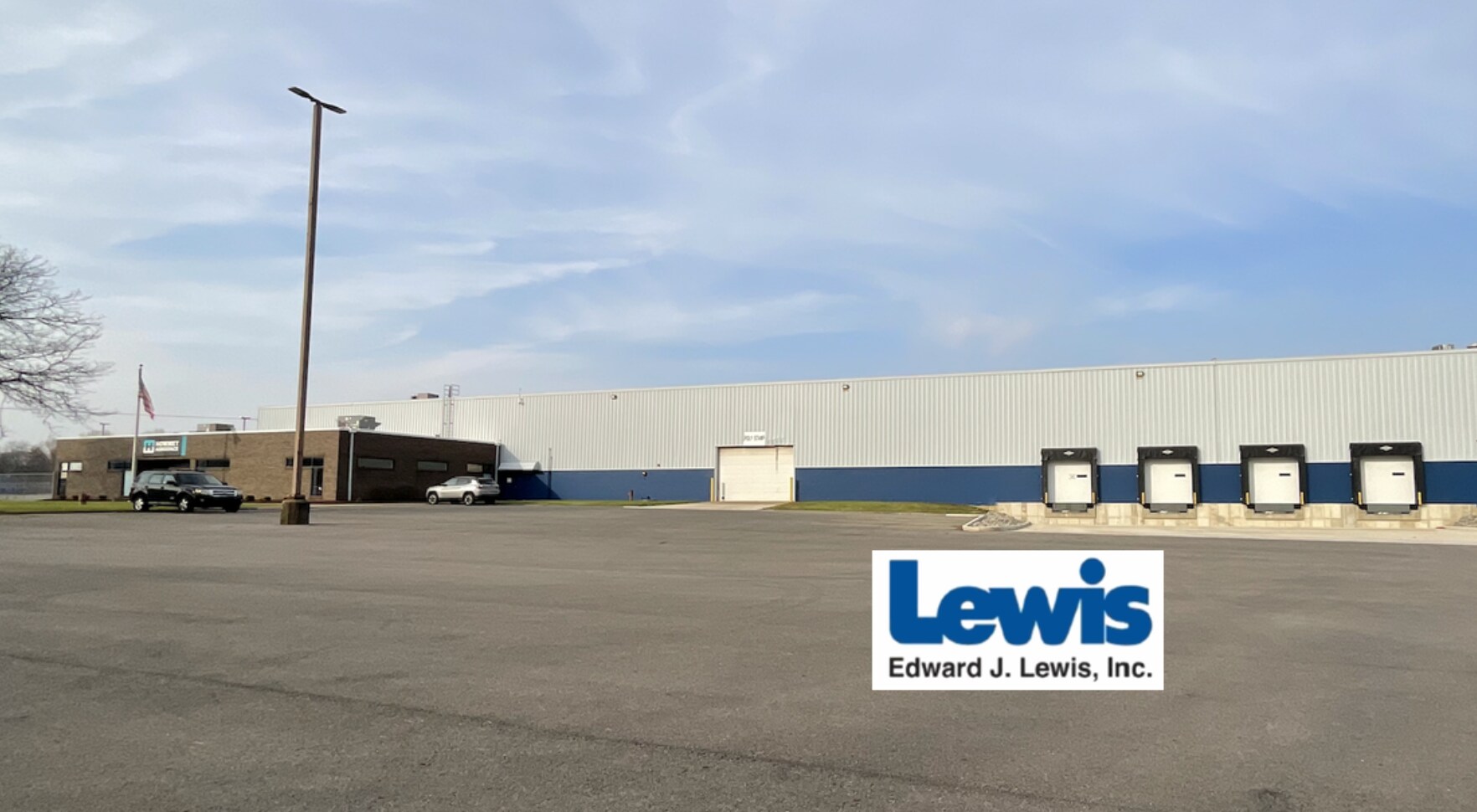 427 Thacher Ln, Youngstown, OH for lease Building Photo- Image 1 of 14