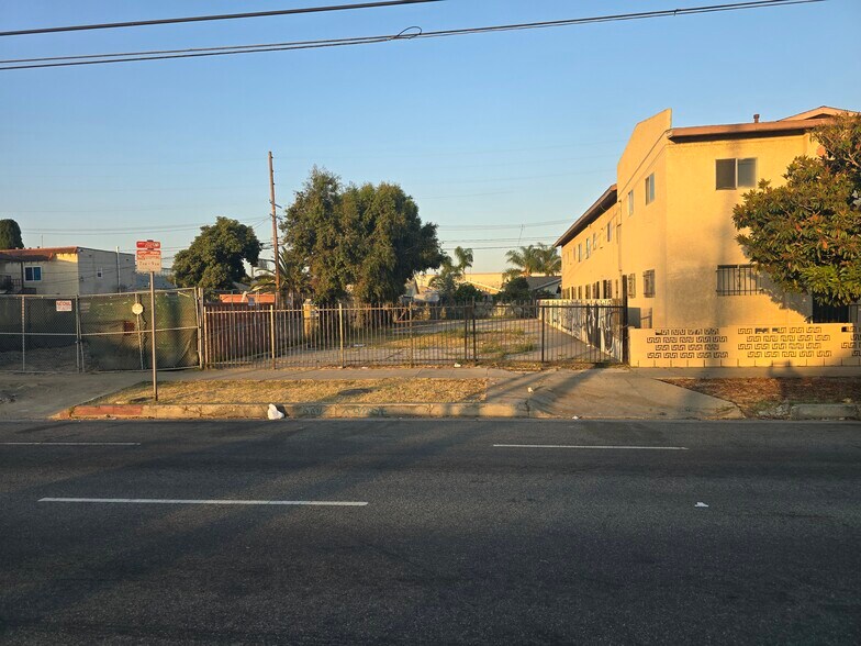 5906 S Figueroa St, Los Angeles, CA for sale - Building Photo - Image 2 of 3
