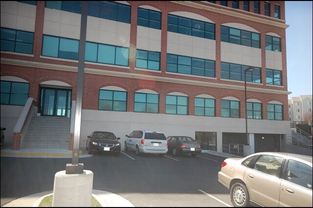 9161 Liberia Ave, Manassas, VA à vendre - Photo du bâtiment - Image 3 de 18