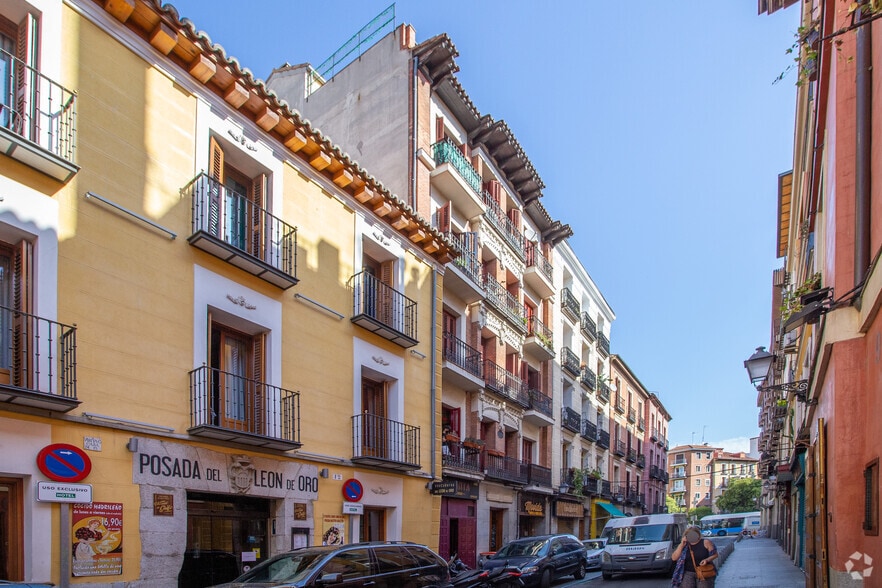 Retail in Madrid, Madrid for lease - Primary Photo - Image 1 of 1