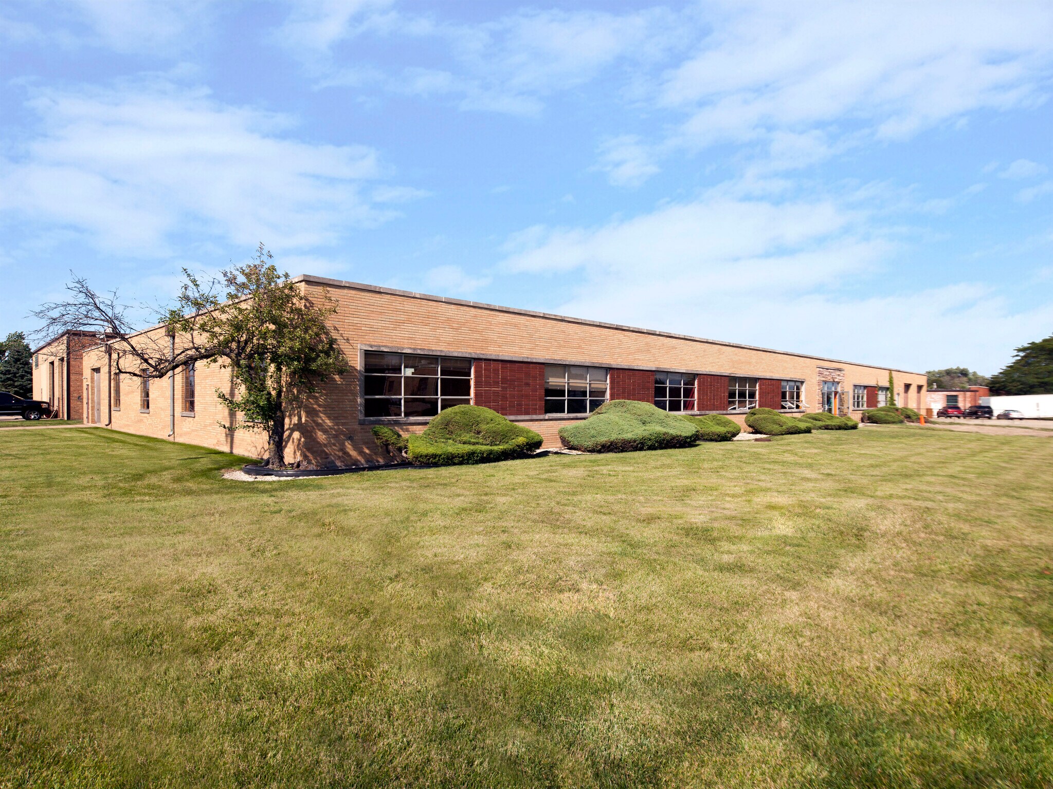 520 W Interstate Rd, Addison, IL for sale Building Photo- Image 1 of 20